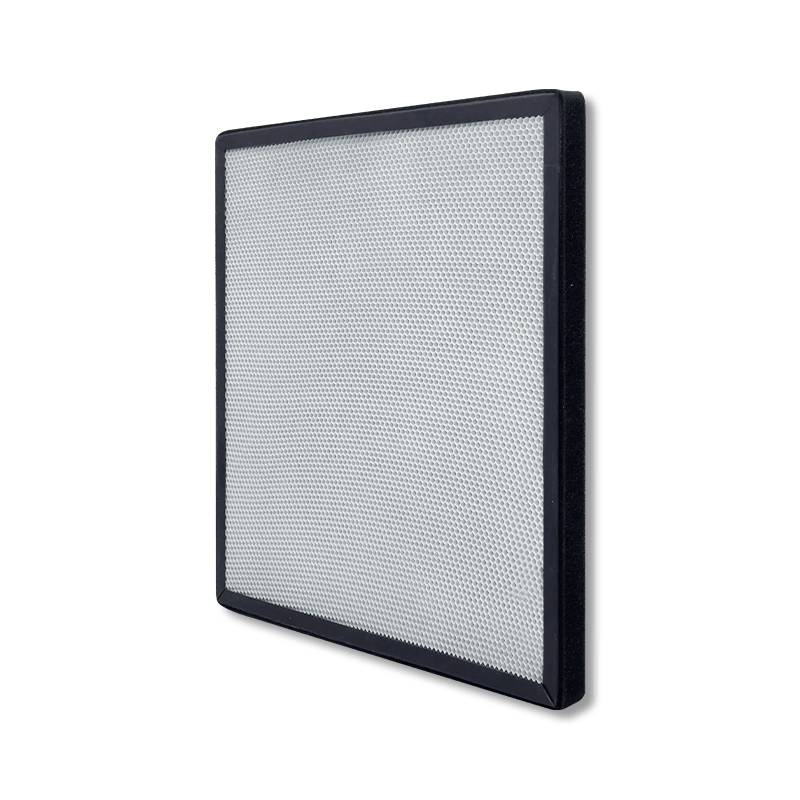 Maille filtrante photocatalytique à base d'aluminium